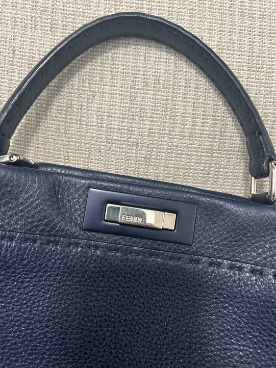 フェンディ  （ブランドバッグ）の商品画像 - 査定依頼日：2025年6月13日 - 最高査定価格：130,000円