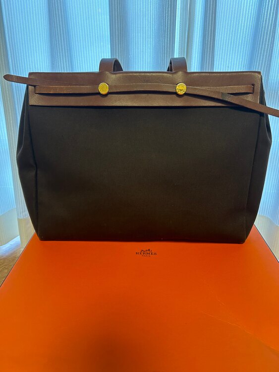 エルメス エールバッグ （ブランドバッグ）の商品画像 - 査定依頼日：2025年2月2日 - 最高査定価格：50,000円