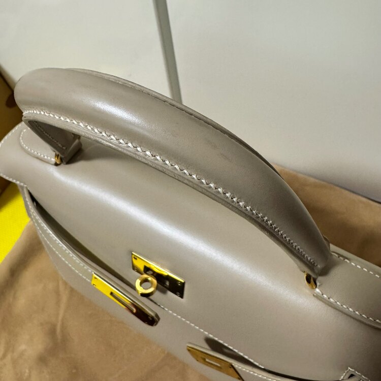 エルメス ケリー （ブランドバッグ）の商品画像 - 査定依頼日：2025年5月15日 - 最高査定価格：15,000,000円