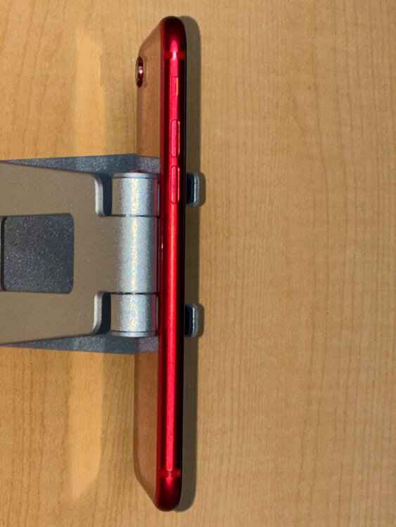 iPhone SE(第2世代) MXD22J/A Red 128GB（スマホ）の商品画像 - 査定依頼日：2026年1月18日 - 最高査定価格：12,000円