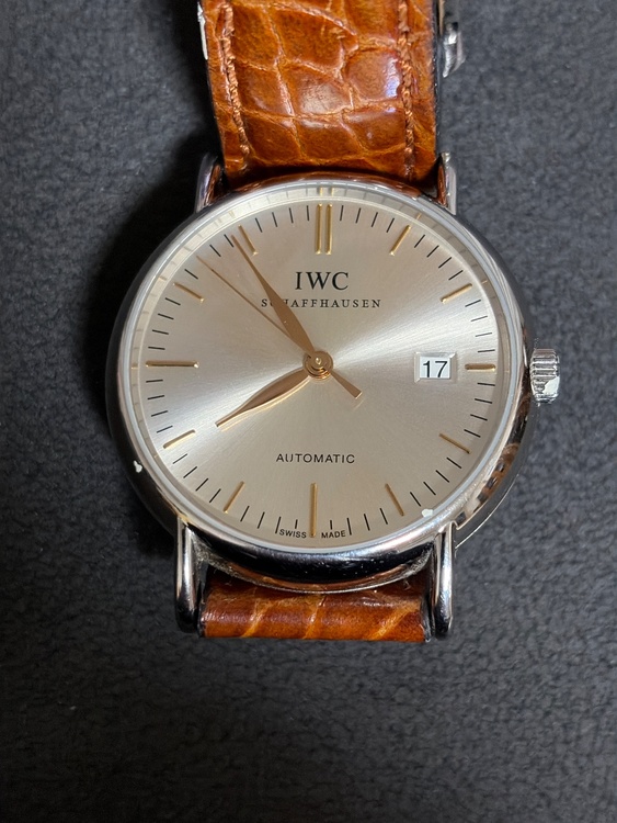IWC ポルトフィーノ（高級時計）の商品画像 - 査定依頼日：2026年9月23日 - 最高査定価格：300,000円