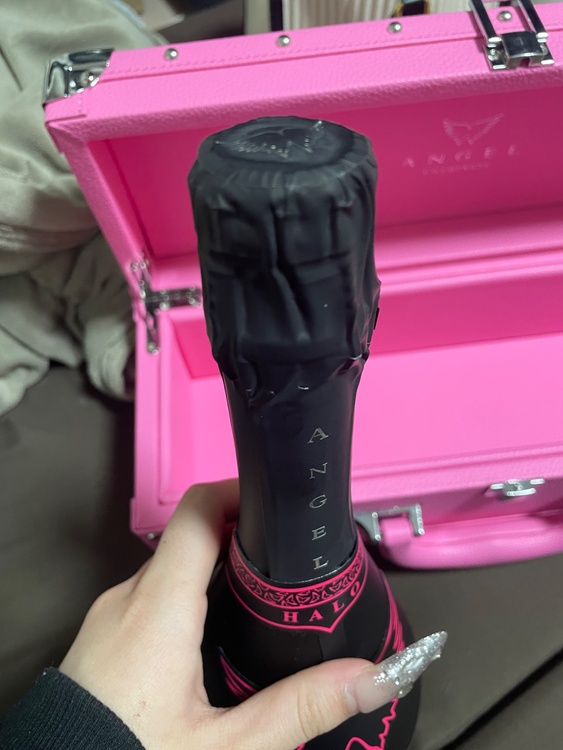 シャンパン シャンパン(その他) （お酒）の商品画像 - 査定依頼日：2026年2月9日 - 最高査定価格：10,000円