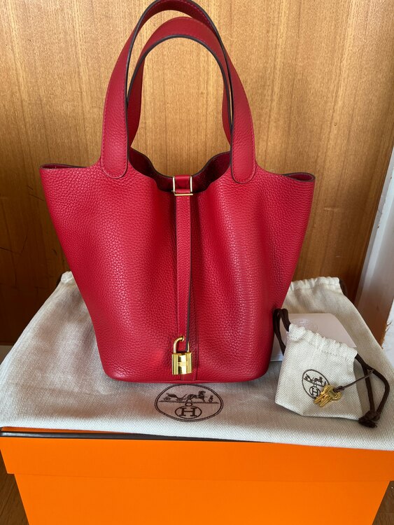 エルメス ピコタン （ブランドバッグ）の商品画像 - 査定依頼日：2025年4月20日 - 最高査定価格：400,000円