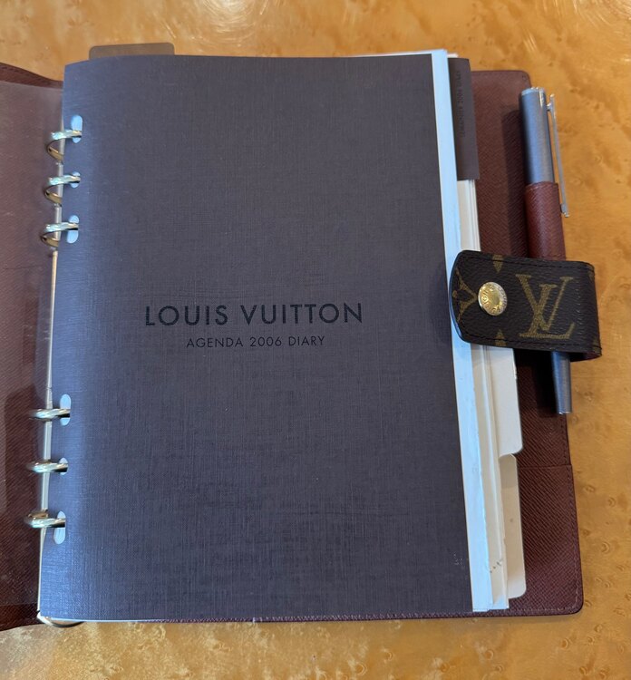 ノート（ブランド財布・小物）の商品画像 - 査定依頼日：2025年3月1日 - 最高査定価格：28,000円