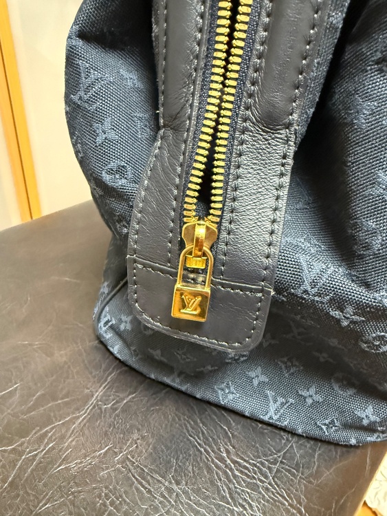 ジョセフィーヌ GM（ブランドバッグ）の商品画像 - 査定依頼日：2026年3月15日 - 最高査定価格：40,000円