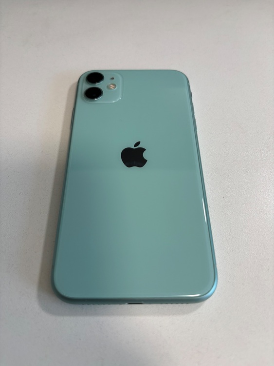 iPhone11 128GB Softbank（スマホ）の商品画像 - 査定依頼日：2025年8月15日 - 最高査定価格：100,000円