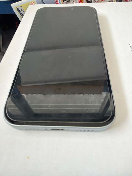 iPhone iPhone 15 256GB au（スマホ）の商品画像 - 査定依頼日：2026年8月29日 - 最高査定価格：69,000円