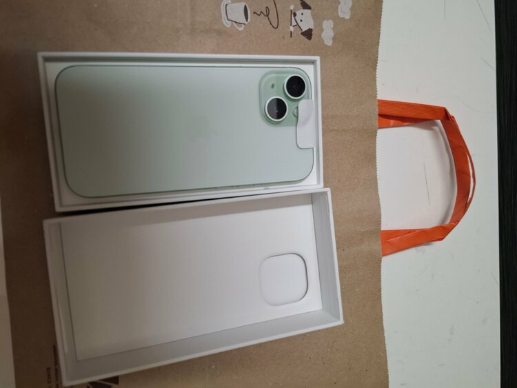 iPhone iPhone 15 Pro 256GB docomo（スマホ）の商品画像 - 査定依頼日：2026年7月17日 - 最高査定価格：90,000円