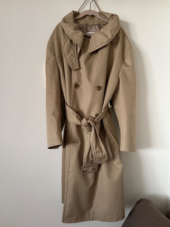 トレンチコート（古着・ファッション）の商品画像 - 査定依頼日：2025年11月10日 - 最高査定価格：8,000円