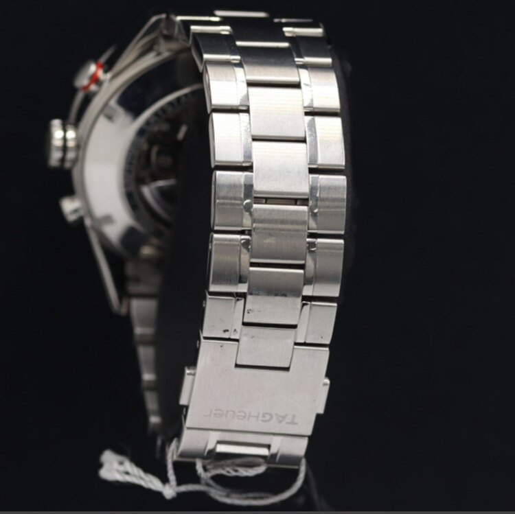 タグホイヤー カレラ CA2V11.EEL※※（高級時計）の商品画像 - 査定依頼日：2025年3月29日 - 最高査定価格：300,000円