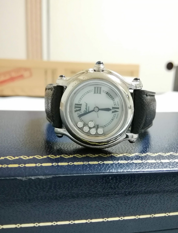 ショパール　ハッピースポーツダイヤモンド（高級時計）の商品画像 - 査定依頼日：2025年3月21日 - 最高査定価格：90,000円