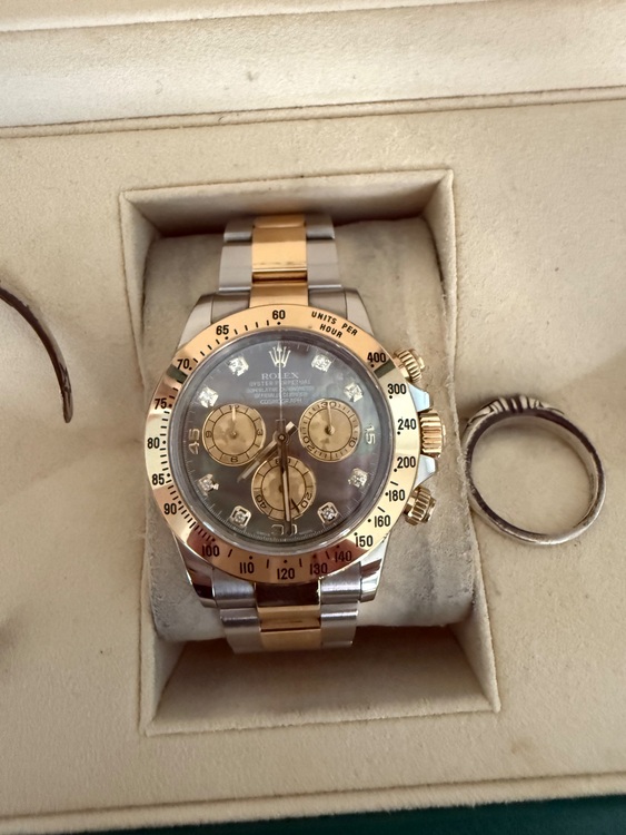 ロレックス デイトナ ロ116523（高級時計）の商品画像 - 査定依頼日：2025年8月24日 - 最高査定価格：3,220,000円