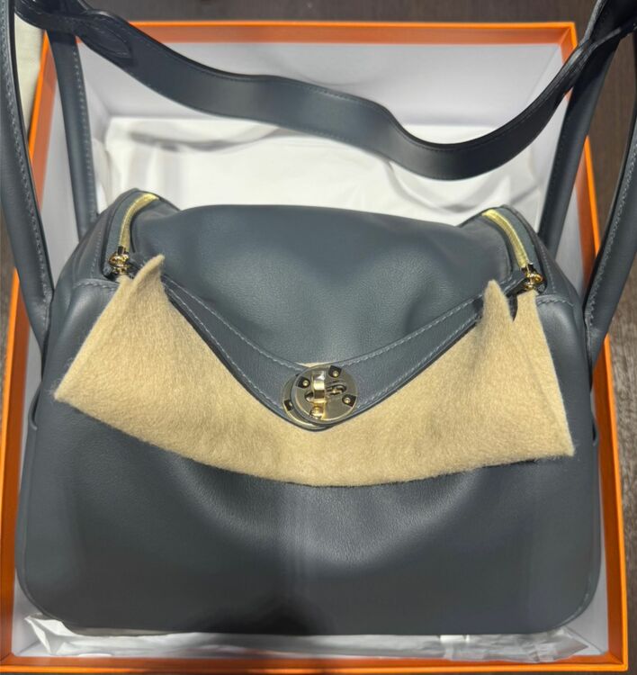 リンディ（ブランドバッグ）の商品画像 - 査定依頼日：2025年9月8日 - 最高査定価格：1,100,000円