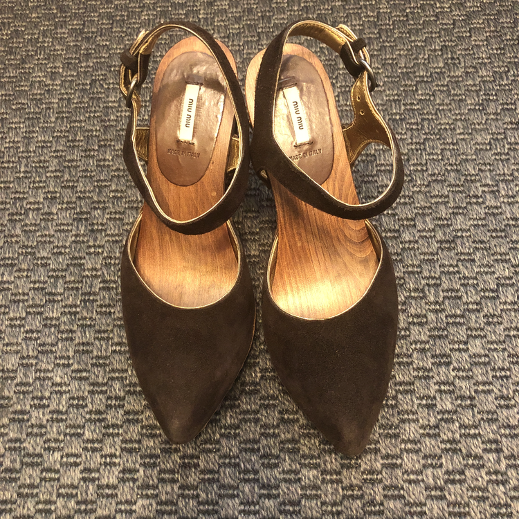 miu miuシューズ（古着・ファッション）の商品画像 - 査定依頼日：2021年6月1日