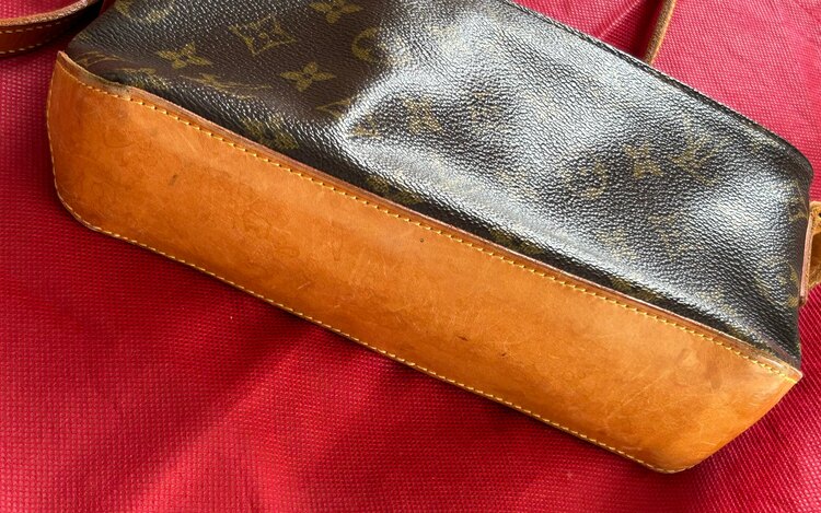 モノグラム（ブランドバッグ）の商品画像 - 査定依頼日：2024年12月30日 - 最高査定価格：26,000円