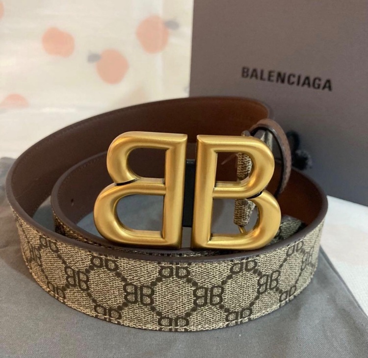 バレンシアガ  （ブランドバッグ）の商品画像 - 査定依頼日：2025年11月6日 - 最高査定価格：40,000円