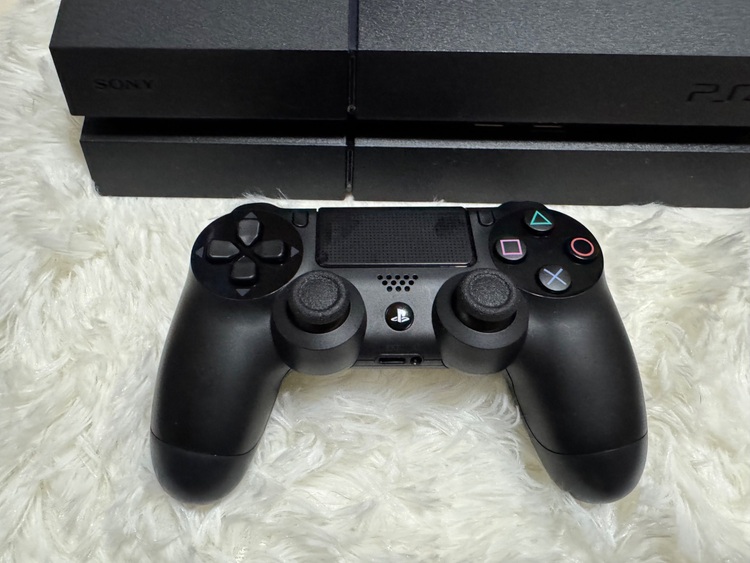 CUH-1200A     Jet Black     500GB（ゲーム機本体・ゲームソフト）の商品画像 - 査定依頼日：2025年9月24日 - 最高査定価格：12,000円