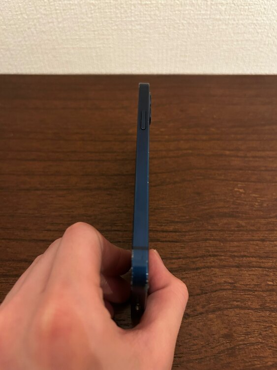 iPhone12（スマホ）の商品画像 - 査定依頼日：2025年4月8日 - 最高査定価格：10,000円