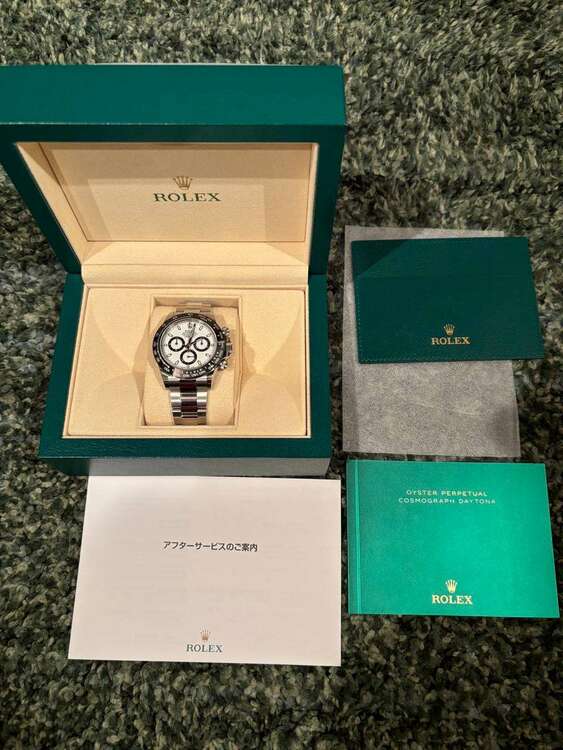 ロレックス デイトナ ロレックス デイトナ 116500LN（高級時計）の商品画像 - 査定依頼日：2025年4月23日 - 最高査定価格：4,000,000円