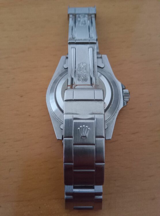 ロレックス サブマリーナー 16610（高級時計）の商品画像 - 査定依頼日：2025年11月21日 - 最高査定価格：1,400,000円