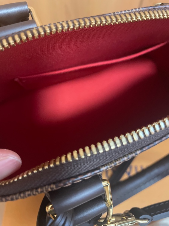 ルイヴィトン ダミエ （ブランドバッグ）の商品画像 - 査定依頼日：2026年4月23日 - 最高査定価格：147,000円