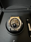 ウブロ クラシックフュージョン 517.NX.0170.L（高級時計）の商品画像 - 査定依頼日：2024年8月23日 - 最高査定価格：1,050,000円