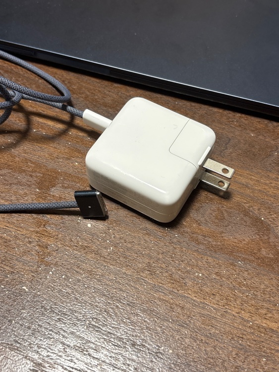 MacBook Air M2 2022  8GB 256GB（PC・タブレット）の商品画像 - 査定依頼日：2025年9月14日 - 最高査定価格：100,000円