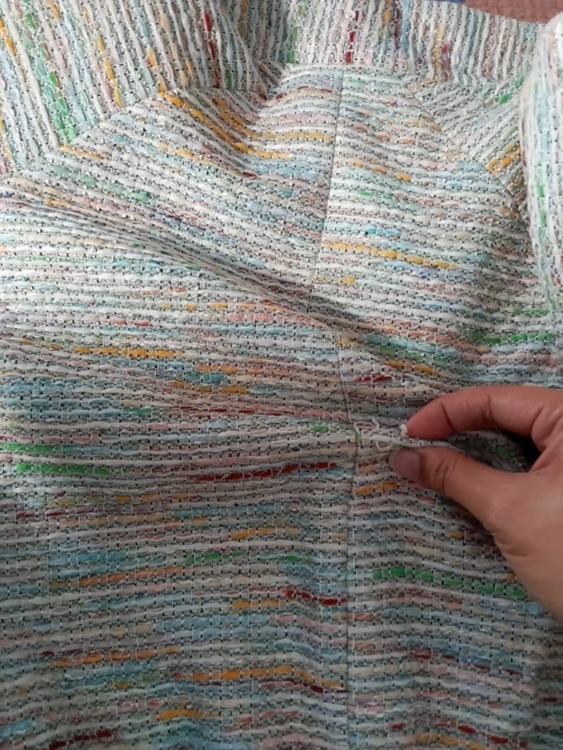 シャネルジャケット（古着・ファッション）の商品画像 - 査定依頼日：2025年7月4日 - 最高査定価格：8,000円