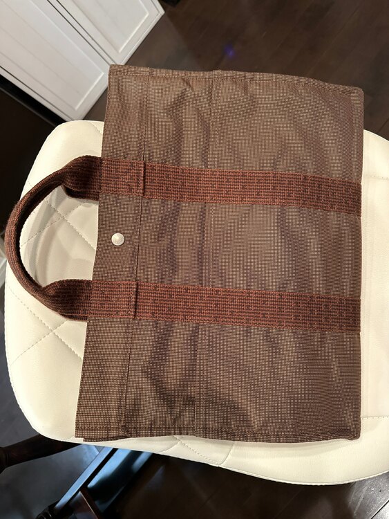 エールラインMM ブラウン（ブランドバッグ）の商品画像 - 査定依頼日：2025年4月15日 - 最高査定価格：15,000円