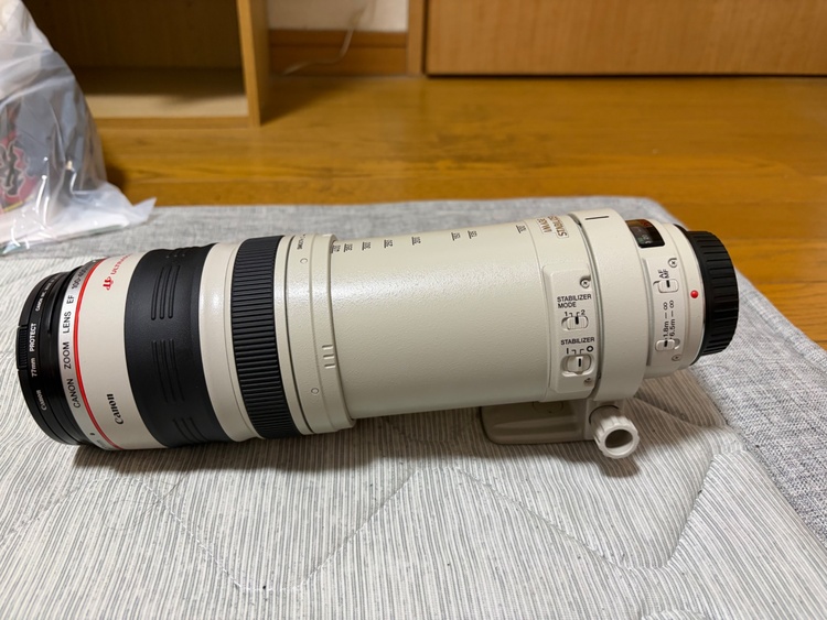 EF100mm〜400mm F4.5-5.6L IS USM（カメラ）の商品画像 - 査定依頼日：2026年4月1日 - 最高査定価格：140,000円
