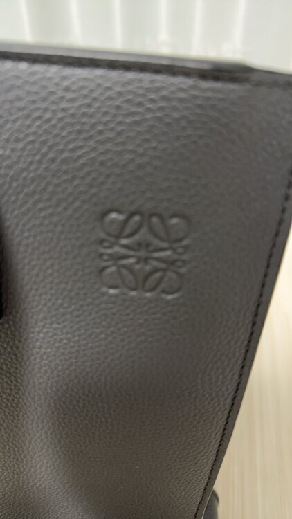 ロエベ　ホリゾンタルトートバッグ（ブランドバッグ）の商品画像 - 査定依頼日：2025年4月30日 - 最高査定価格：61,250円