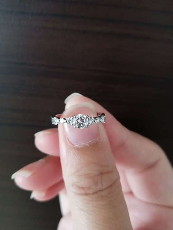 リング（宝石）の商品画像 - 査定依頼日：2023年8月28日 - 最高査定価格：35,000円