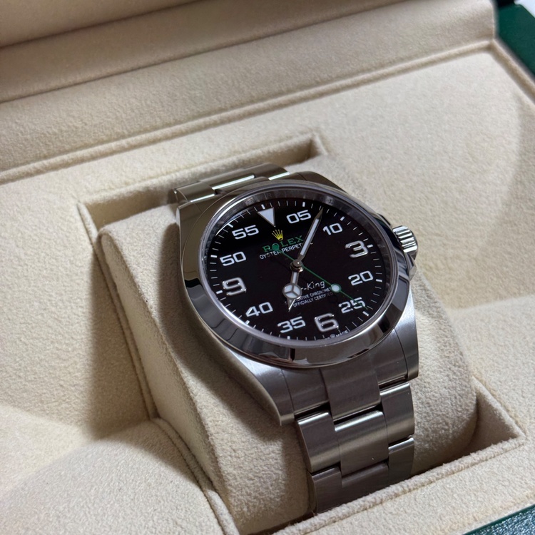 ロレックス エアキング 12690（高級時計）の商品画像 - 査定依頼日：2026年3月17日 - 最高査定価格：1,300,000円