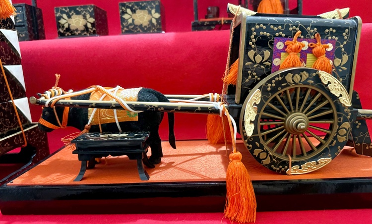 雛人形（美術品・骨董品）の商品画像 - 査定依頼日：2025年12月17日 - 最高査定価格：100,000円