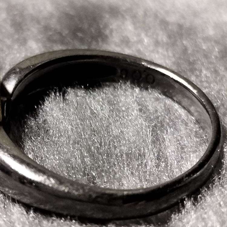 pt900 k18 0.06Cダイヤ　リング（金・貴金属）の商品画像 - 査定依頼日：2023年4月2日 - 最高査定価格：20,000円