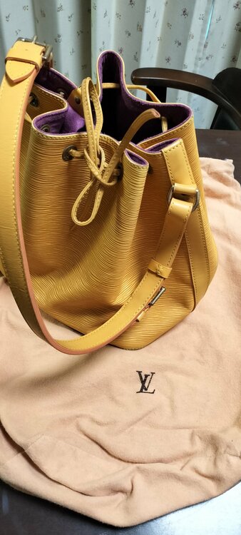 ルイヴィトン エピ （ブランドバッグ）の商品画像 - 査定依頼日：2026年1月18日 - 最高査定価格：50,000円