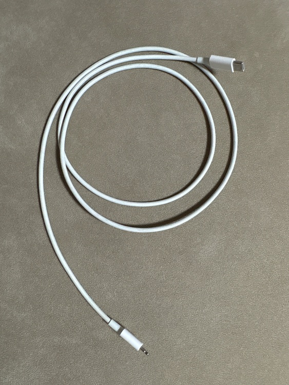iPhone iPhone 12 128GB au（スマホ）の商品画像 - 査定依頼日：2026年9月29日 - 最高査定価格：23,000円