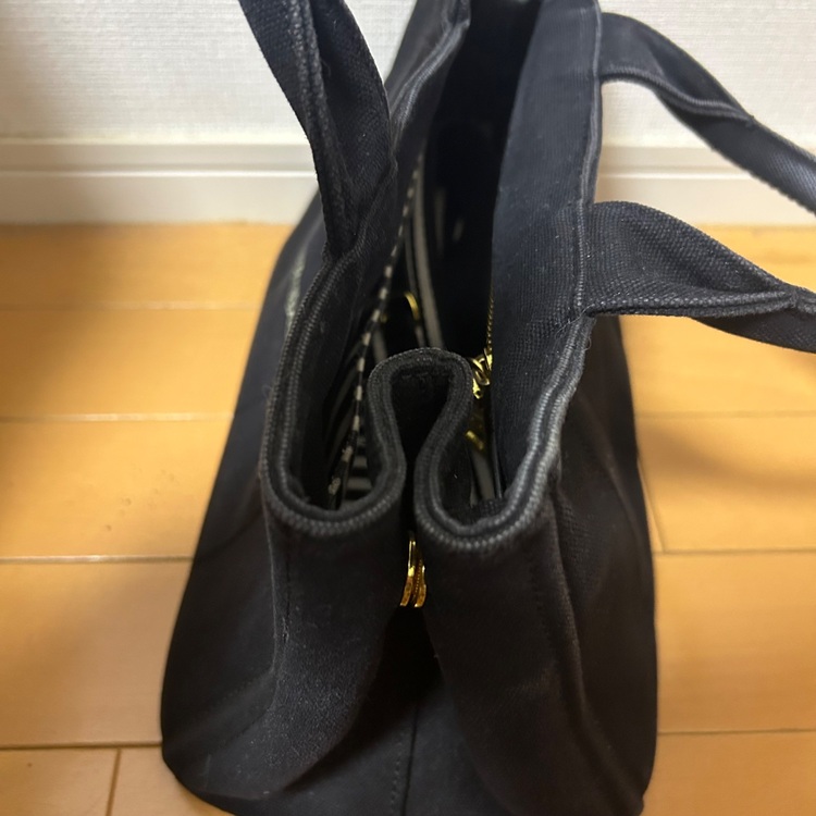 プラダ  （ブランドバッグ）の商品画像 - 査定依頼日：2025年9月25日 - 最高査定価格：52,000円