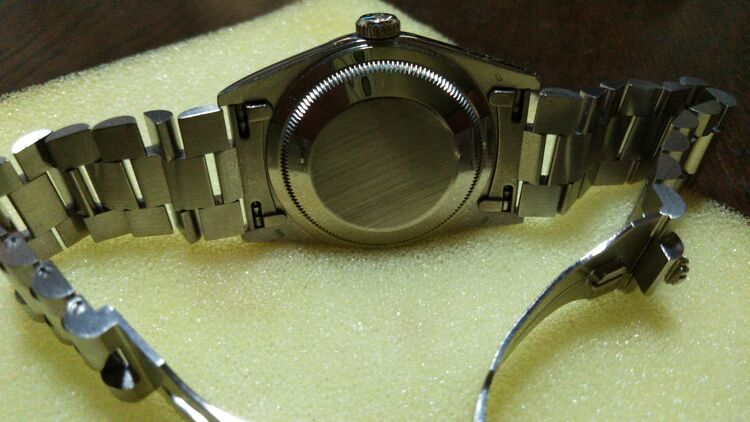 デイデイト10ポイント（高級時計）の商品画像 - 査定依頼日：2025年7月1日 - 最高査定価格：2,800,000円