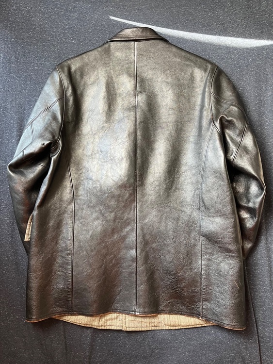レザージャケット（古着・ファッション）の商品画像 - 査定依頼日：2025年11月27日 - 最高査定価格：10,000円