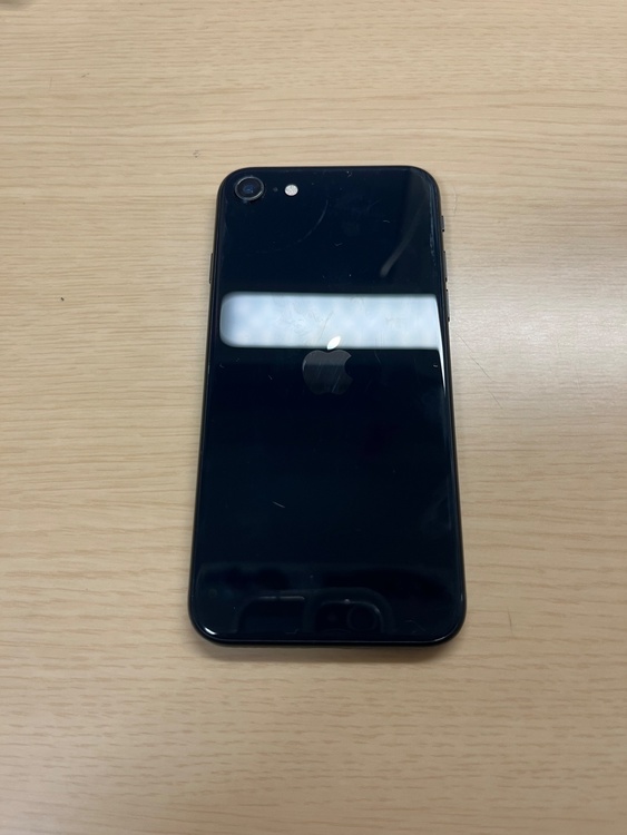 iPhone iPhone SE (第 3 世代) 128GB SIMフリー（スマホ）の商品画像 - 査定依頼日：2026年7月15日 - 最高査定価格：22,000円
