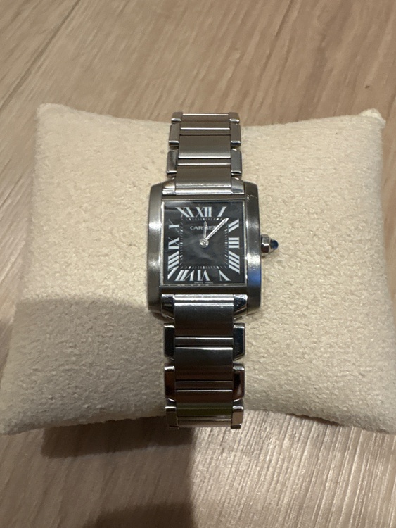 カルティエ タンク （高級時計）の商品画像 - 査定依頼日：2026年2月18日 - 最高査定価格：425,000円
