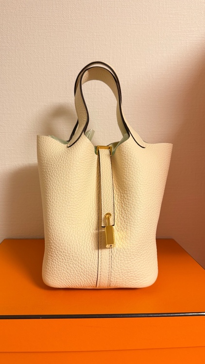 ピコタンPM（ブランドバッグ）の商品画像 - 査定依頼日：2026年1月17日 - 最高査定価格：510,000円