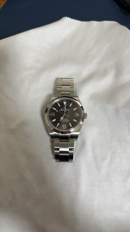 ロレックス エクスプローラー 214270（高級時計）の商品画像 - 査定依頼日：2026年2月2日 - 最高査定価格：1,200,000円