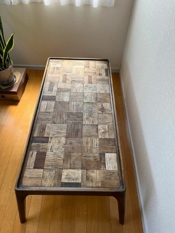 BINGO COFFEE TABLE（ビンゴ コーヒーテーブル）（家具・寝具）の商品画像 - 査定依頼日：2025年6月28日 - 最高査定価格：4,000円