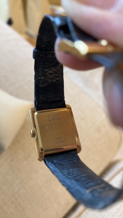 ピアジェ その他 金無垢　ダンサーとスクエア（高級時計）の商品画像 - 査定依頼日：2025年10月21日 - 最高査定価格：3,000,000円