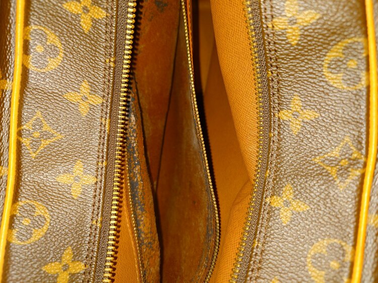 ブローニュ（ブランドバッグ）の商品画像 - 査定依頼日：2025年12月20日 - 最高査定価格：30,000円