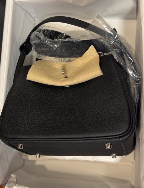 エルメス リンディ （ブランドバッグ）の商品画像 - 査定依頼日：2025年8月12日 - 最高査定価格：1,600,000円