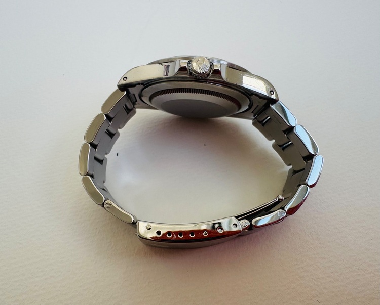 エクスプローラー2 ホワイト（高級時計）の商品画像 - 査定依頼日：2025年11月16日 - 最高査定価格：1,200,000円