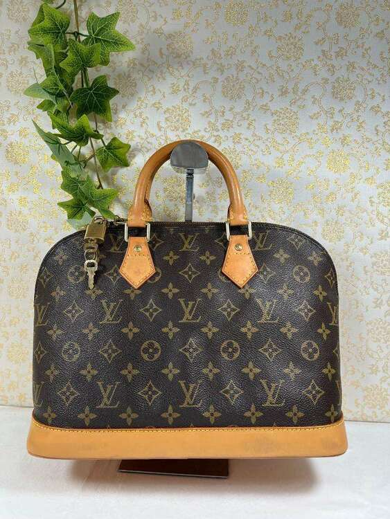 ルイヴィトン モノグラム アルマ ハンドバック（ブランドバッグ）の商品画像 - 査定依頼日：2025年4月28日 - 最高査定価格：55,000円